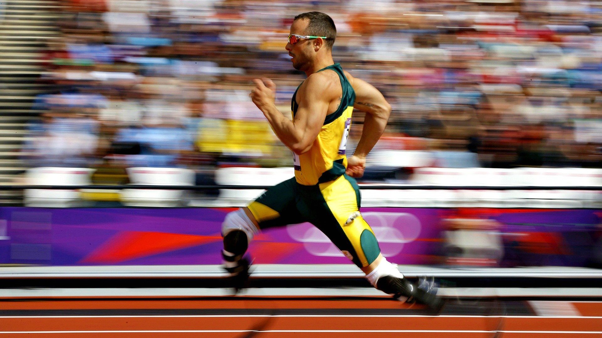 纳达尔鏖战五盘逆转晋级，法网再现经典对决